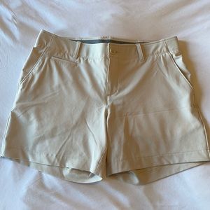 Under Armour Khaki Golf Shorts NWOT